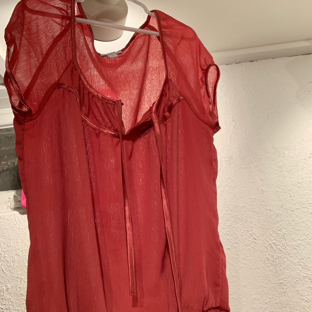 small blouse